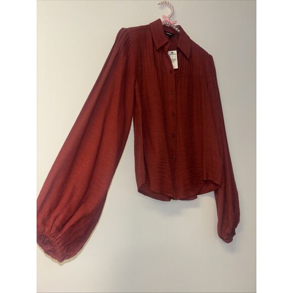 NWT Express Womens Shirt Button Up Sz Xxs Orange Bell Sleeve Pleated Blouse Top - Picture 2 of 7